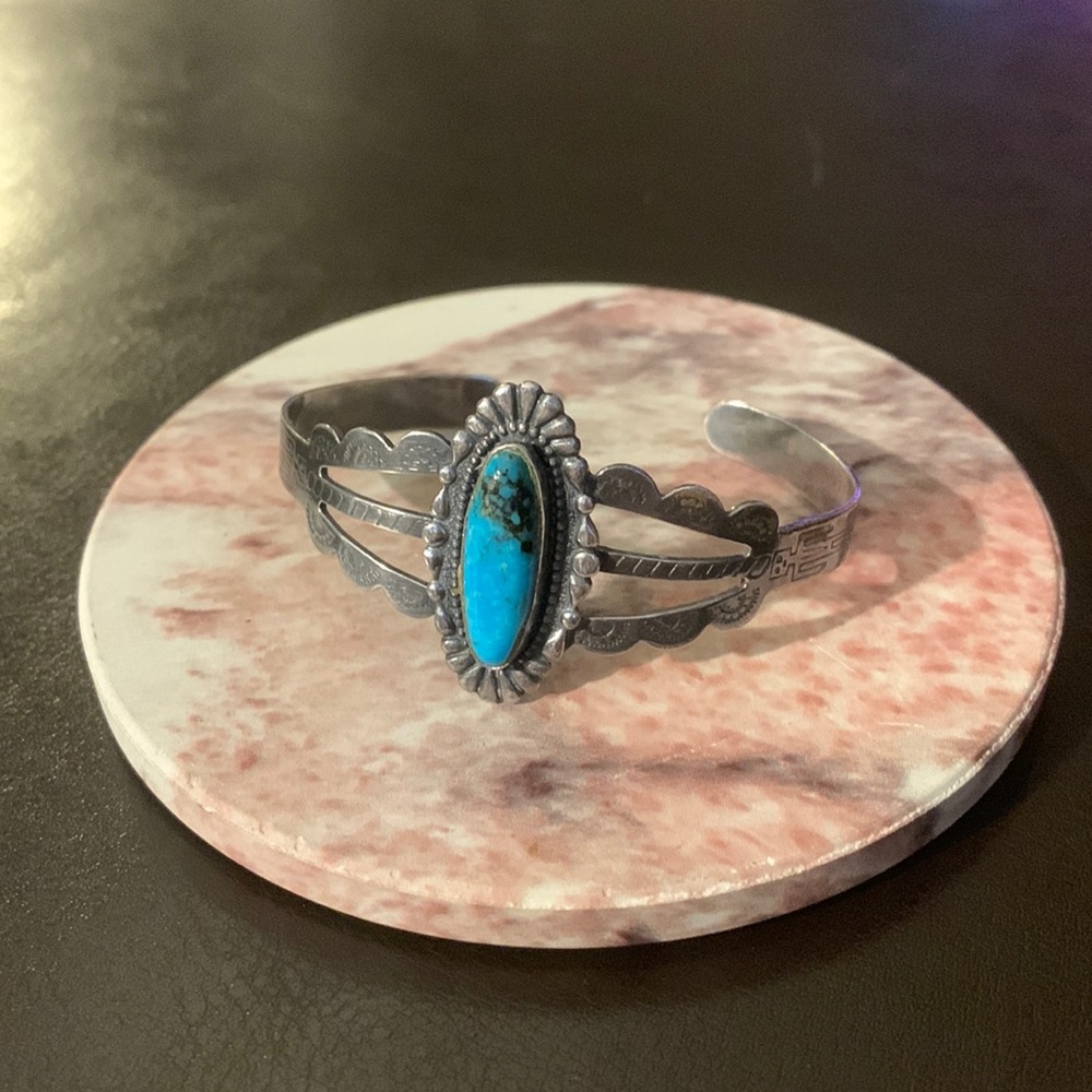 Vintage turquoise and sterling silver cuff bracelet